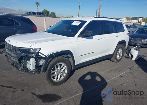 2024 Jeep Grand Cherokee L Laredo 4X4 z USA, uszkodzony, nr VIN 1C4RJKAG8R8921988